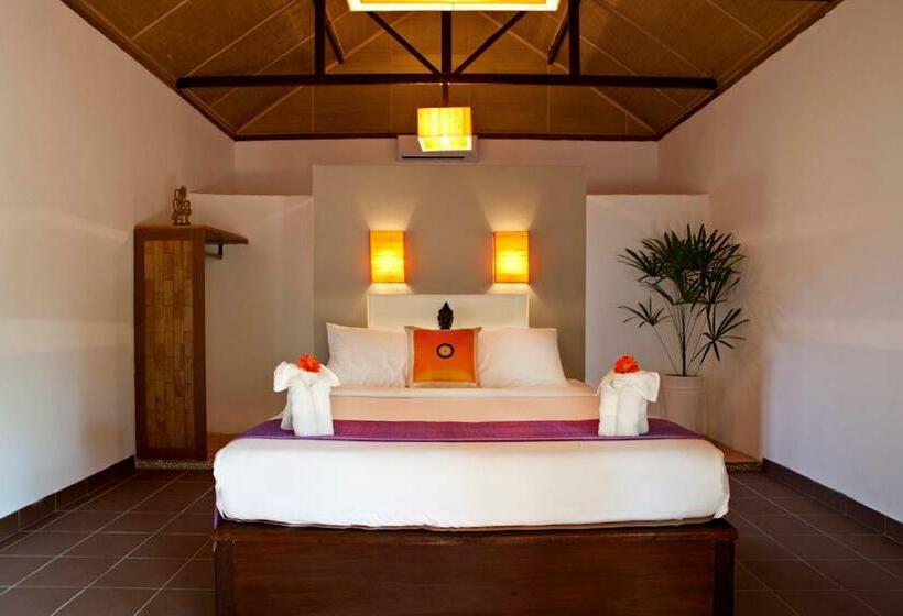 بنجلو سوبيريور, Raingsey Bungalow
