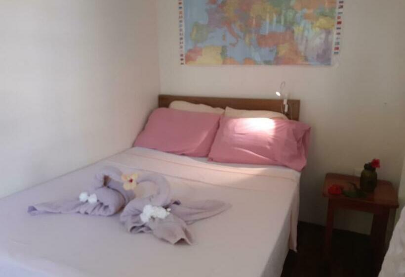 Номер Стандарт Совместная Ванная, The Funky Dodo Backpackers Hostel
