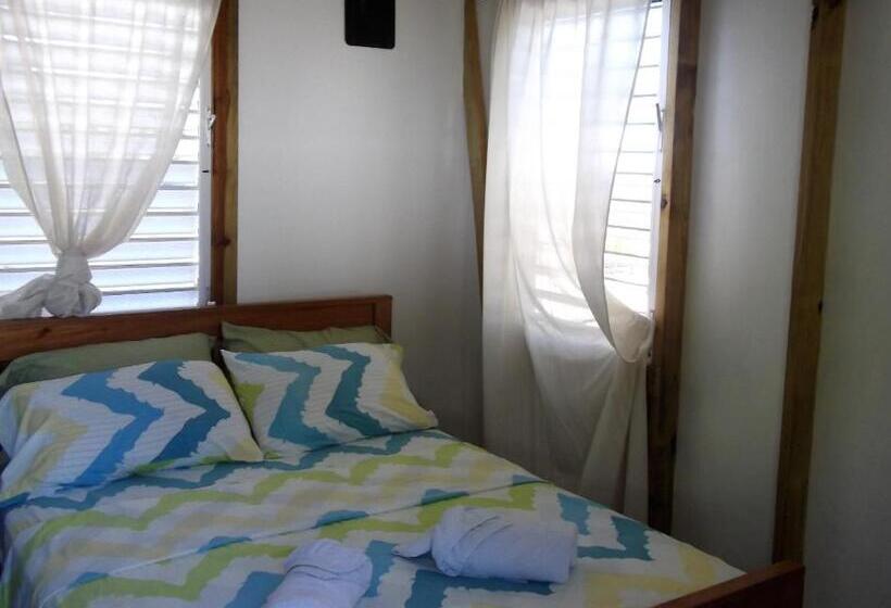 Четырехместный Номер Стандарт, The Funky Dodo Backpackers Hostel