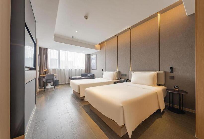 Номер Deluxe, Atour Hotel Zhoushan Dinghai