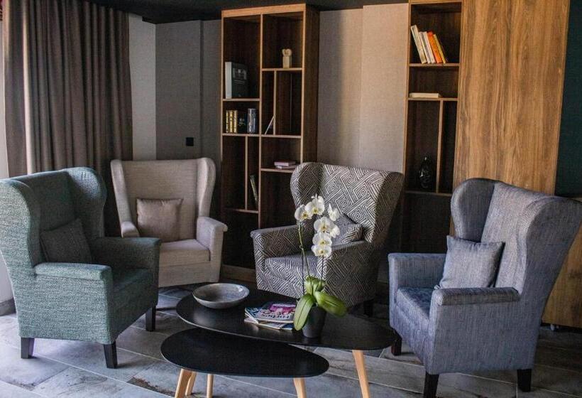 Семейный Номер, Mediterraneo Luxury Room Esztergom