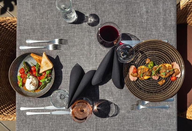 Семейный Номер, Mediterraneo Luxury Room Esztergom