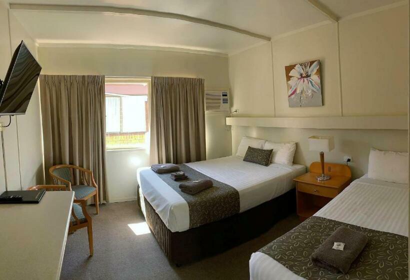 Quarto Economy, Charleville Motel