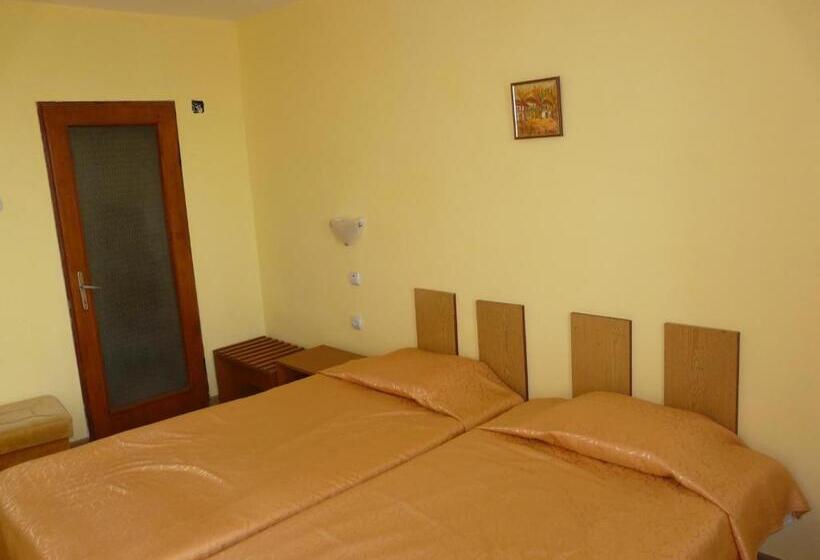 스탠다드 룸, Family Hotel Balchik