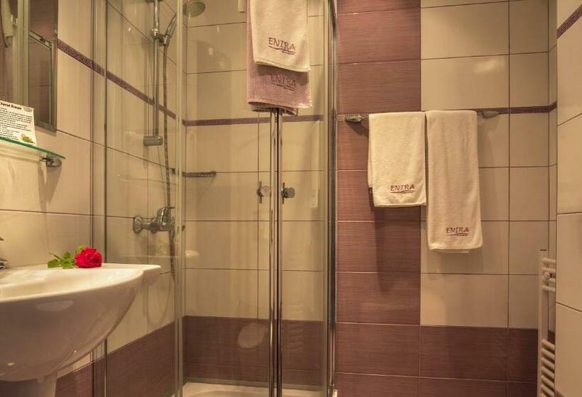 Номер Стандарт с Балконом, Enira Spa