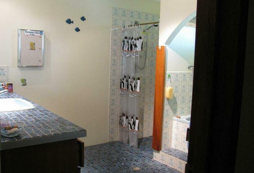 스탠다드 트리플 룸, Kathys Place Bed And Breakfast