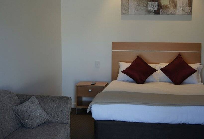 수피리어 룸, Burkes Hotel Motel