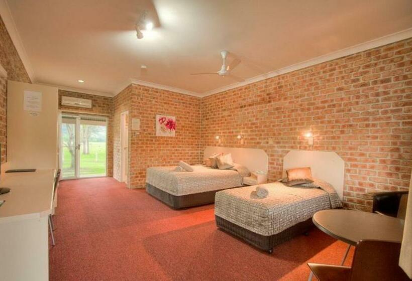 Номер Стандарт, Gloucester Country Lodge