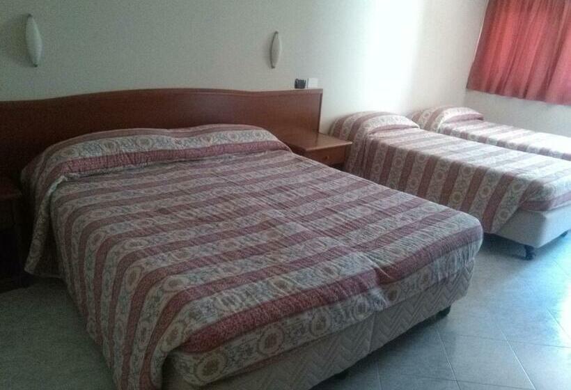 Четырехместный Номер Economy, Albergo Villa Bianca