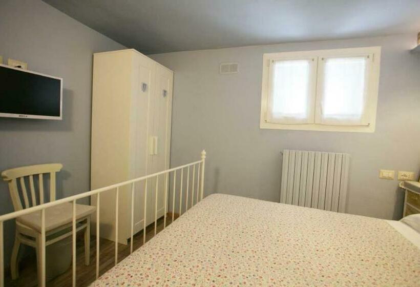 Номер Стандарт, La Contrada B&b