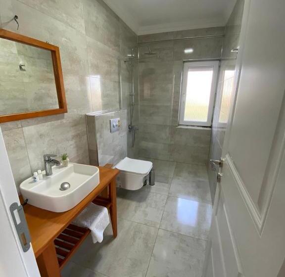 اتاق استاندارد چهار تخته, Mavi̇ Rota Buti̇k Otel