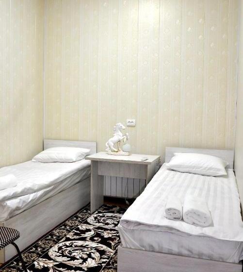 4인용 스탠다드 룸, Bilol Guest House