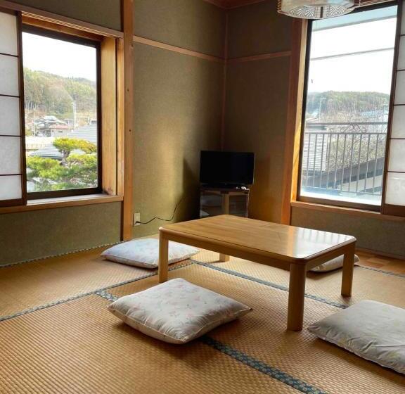 スタンダード４人部屋, Pastime藤熊