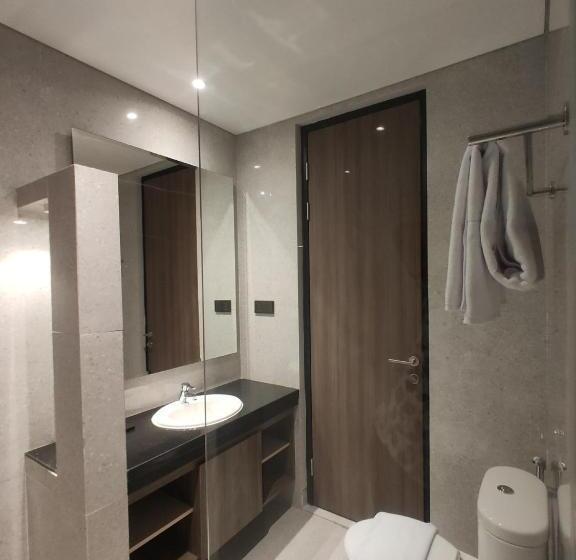 Номер Deluxe Кровать Кинг, Eno Front One Hotel Semarang