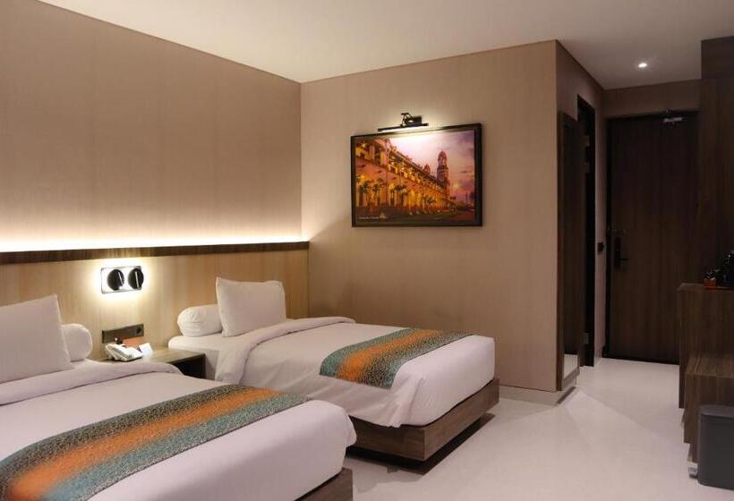 Номер Deluxe, Eno Front One Hotel Semarang