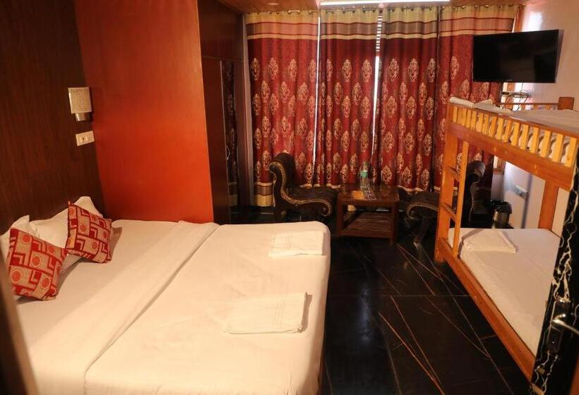 Quarto Familiar, Sita Inn