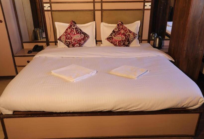 이코노미 룸, Sita Inn