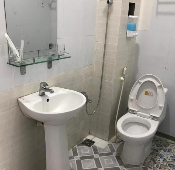 اتاق استاندارد, Khách Sạn Nguyễn Long