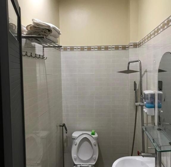 اتاق لوکس, Khách Sạn Nguyễn Long