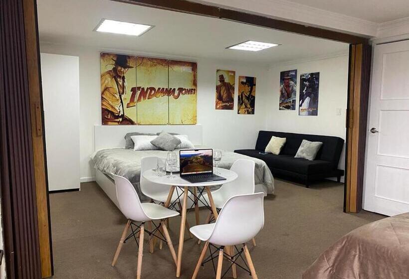 스탠다드 룸, Broadway Suites