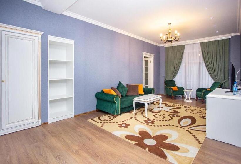 اتاق سوپریور با تخت بزرگ, Aynur Resort