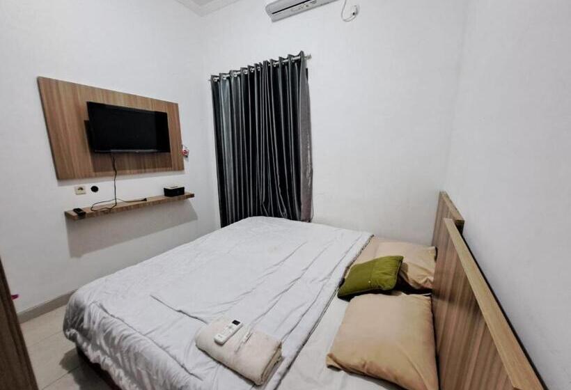 이코노미 룸, Oyo 93870 Damai Guest House Cirebon