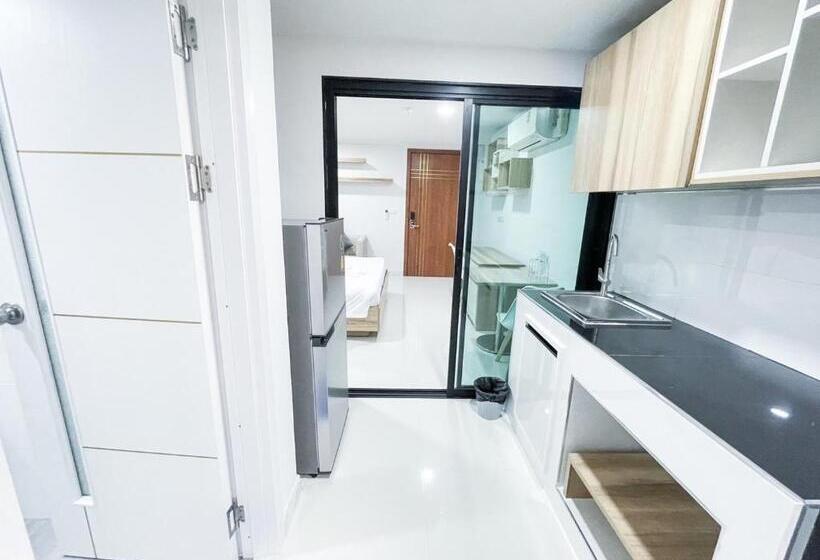 Номер Deluxe Кровать Кинг, S&y Apartment