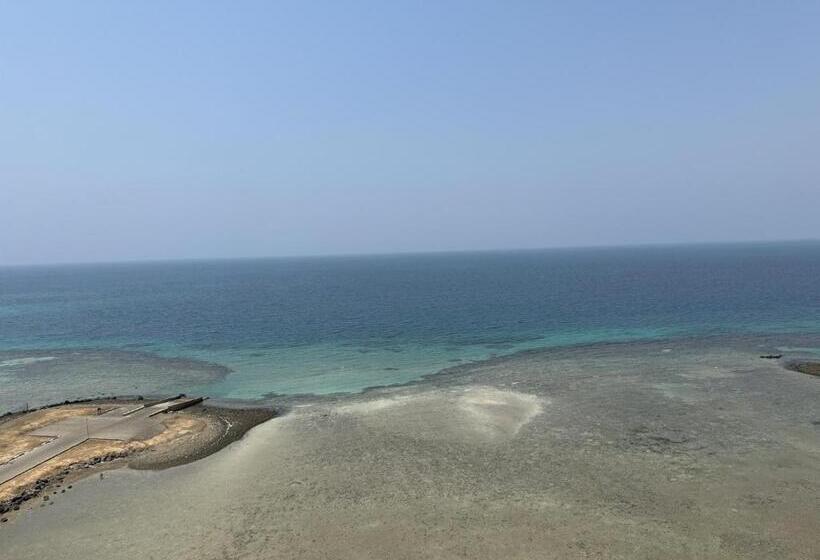 اتاق استاندارد با تخت بزرگ, اطلالة الحوراء