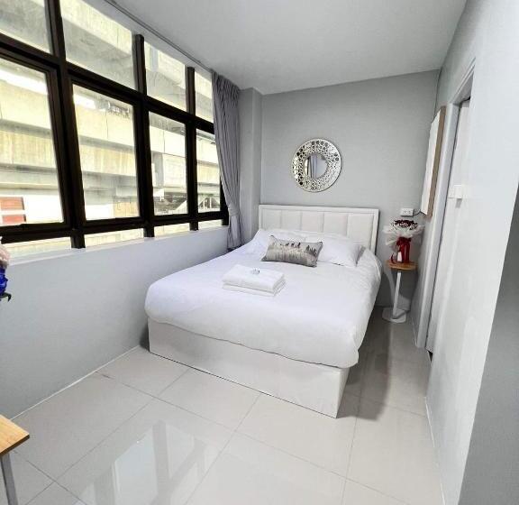 Escritório Estándar, Luna Hotel สถานีดอนเมือง