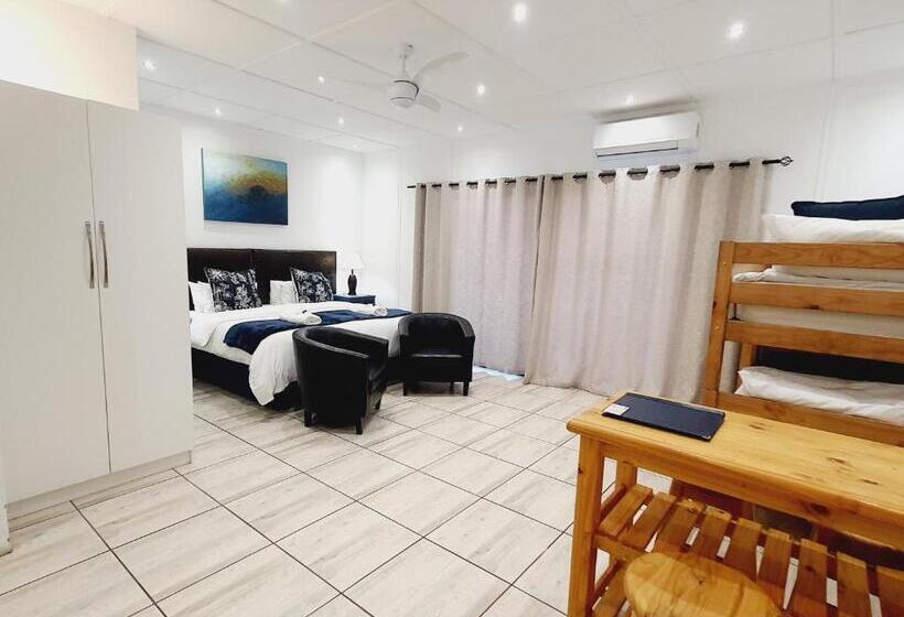 Family Suite, Rhino Manor