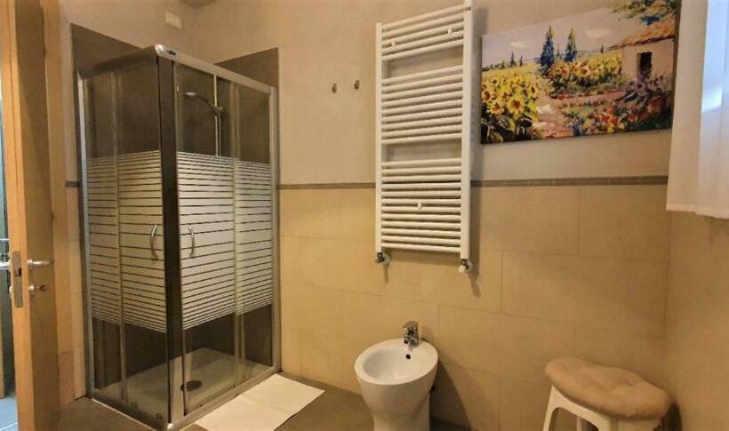 اتاق استاندارد, Affittacamere Borgo Sabbionara