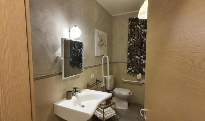 スタンダード４人部屋, Affittacamere Borgo Sabbionara