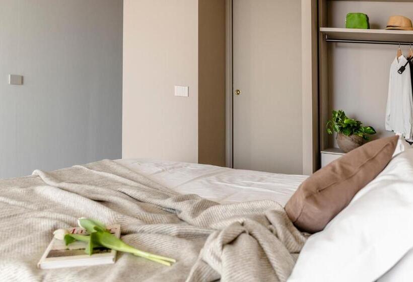 סטודיו סטנדרט עם מרפסת, Il Cortile Suites