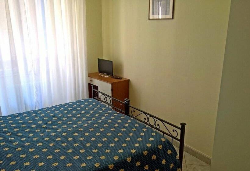 Номер Стандарт, Albergo Golfo