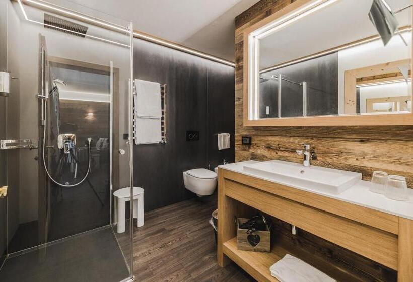 Номер Deluxe, Chalet S   Dolomites Design   Adults Recommended