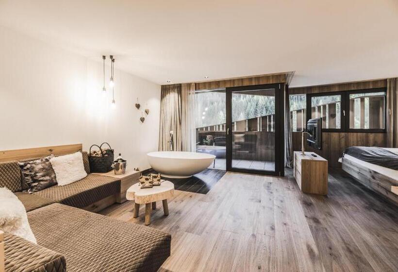 Люкс, Chalet S   Dolomites Design   Adults Recommended