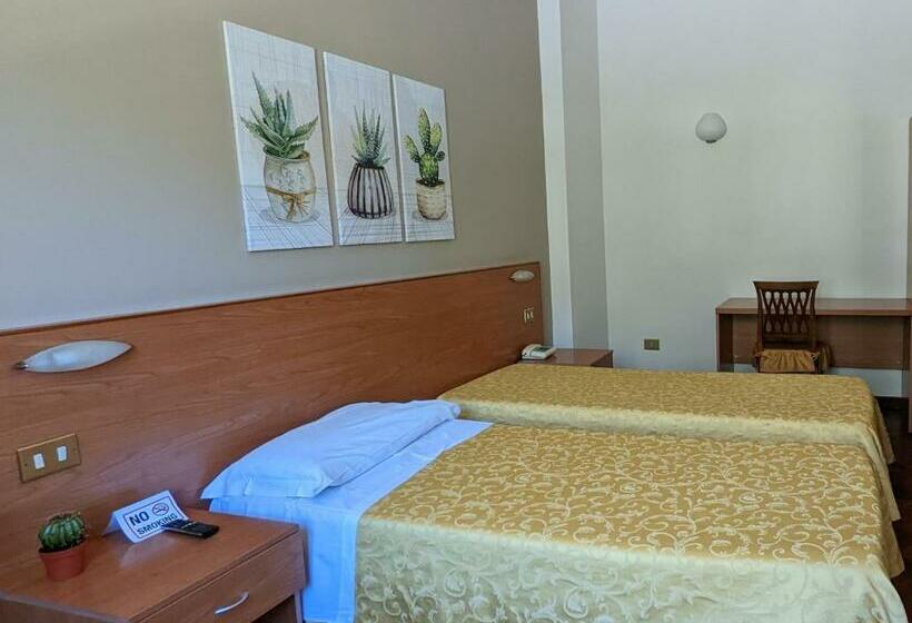 اتاق استاندارد یک نفره, Del Sole