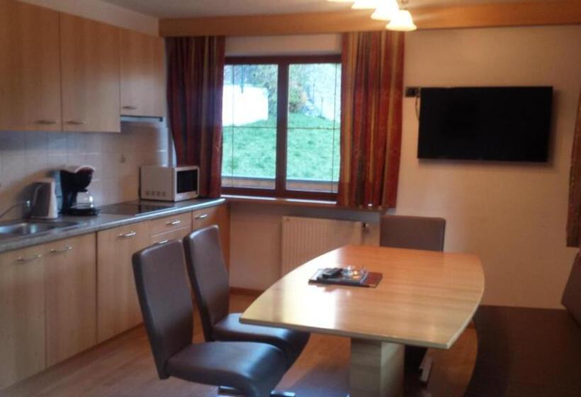 Апартаменты 2 Спальни, Garnì Gardena   Appartments