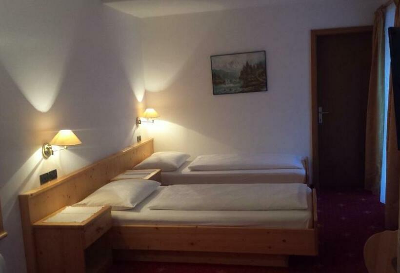 غرفة قياسية ثلاثية, Garnì Gardena   Appartments