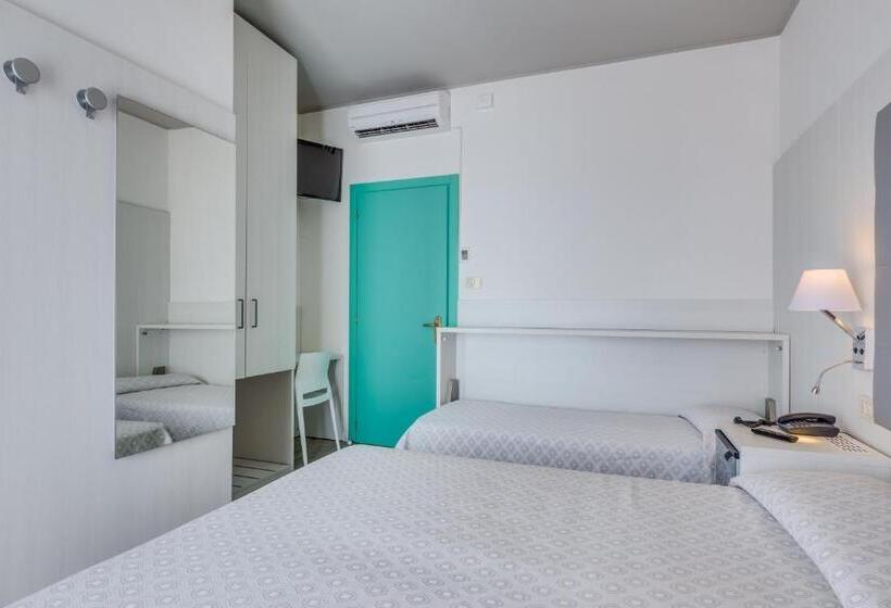 Comfort room with balcony, Garni' Serena