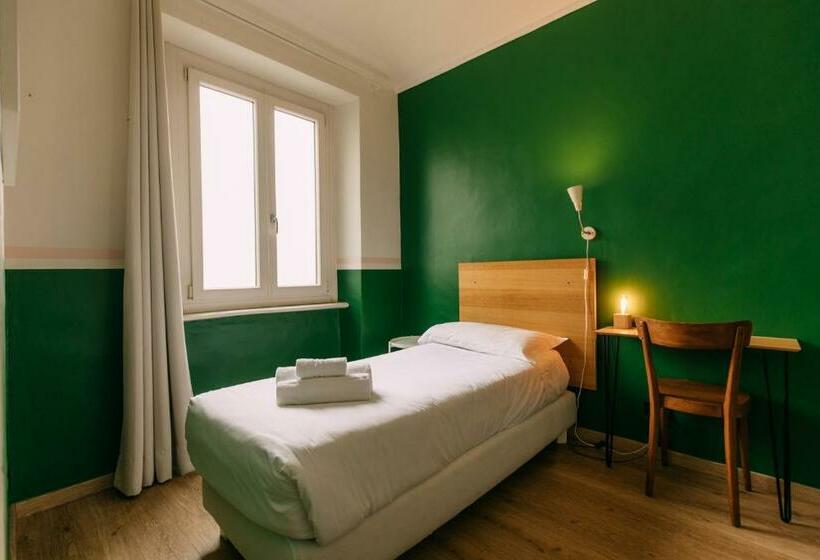 اتاق استاندارد یک نفره, Tomato Urban Retreat