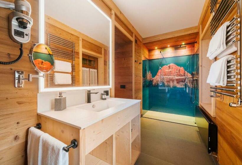 Полулюкс Повышенной Комфортности, Villa Alpina S