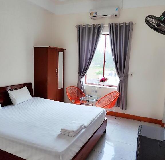 Deluxe Room Side Sea View, View Nhat Le Beach