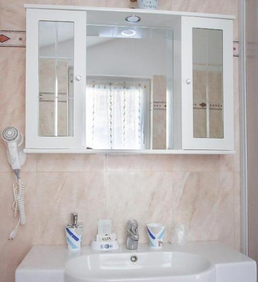 Семейный Номер, B&b Vignola