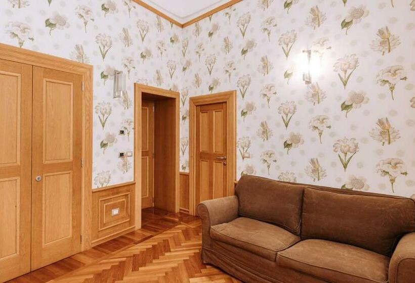 Семейный Номер, Santa Rosa Relais