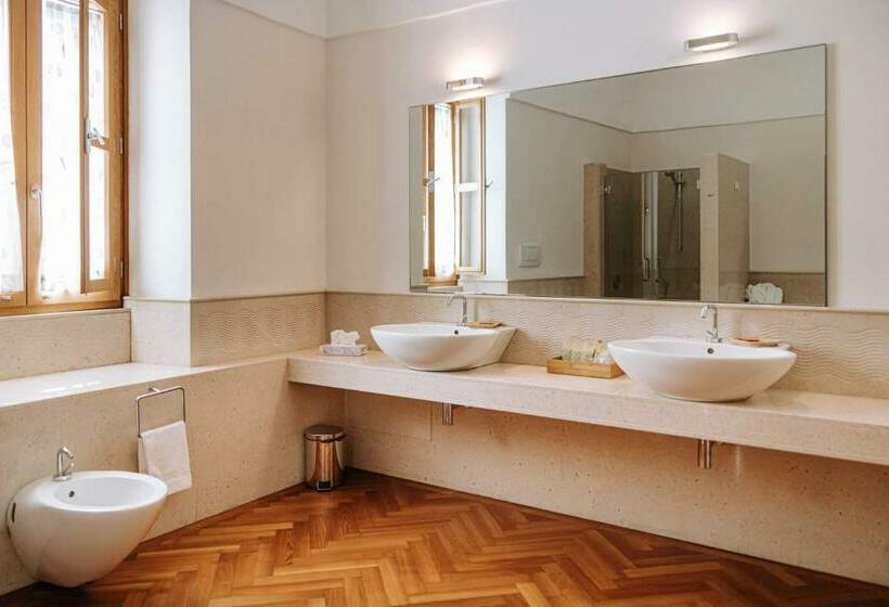 Люкс с гидромассажем, Santa Rosa Relais