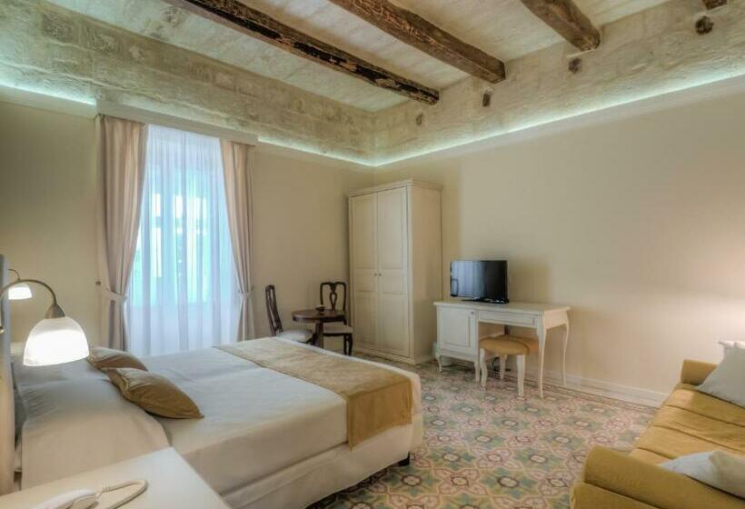 سوییت جونیور با بالکن, Tano's Boutique Guesthouse