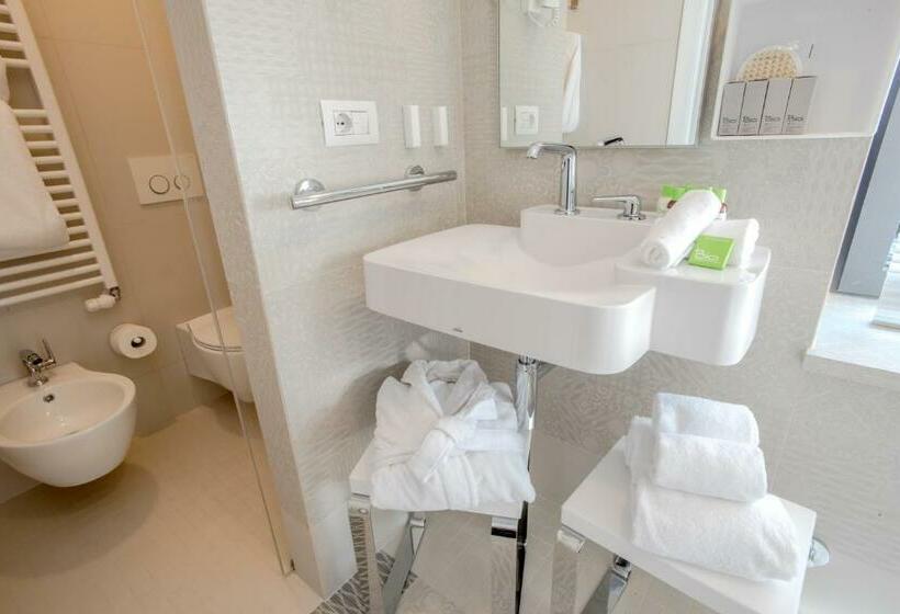 اتاق سوپریور, Uve Rooms & Wine Bar