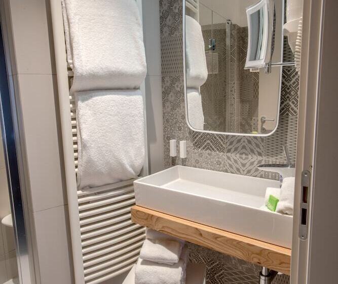 اتاق سوپریور, Uve Rooms & Wine Bar