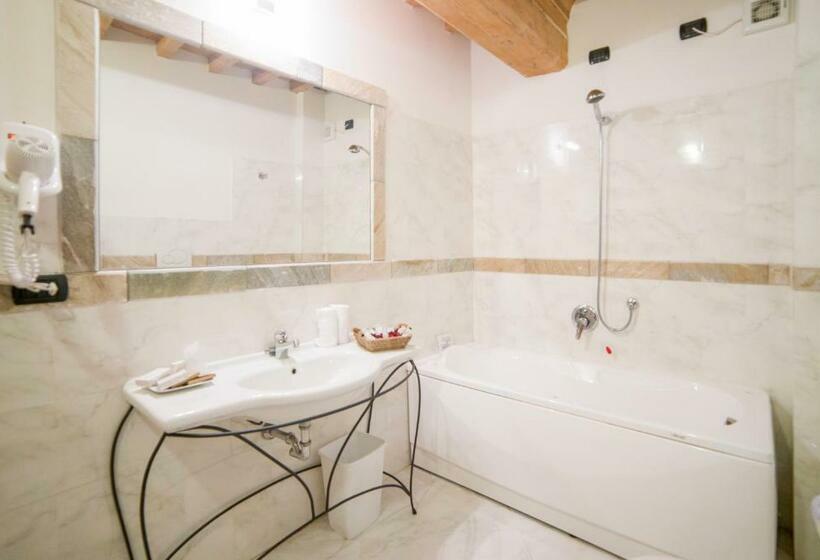 Номер Стандарт, Abetone E Piramidi Resort